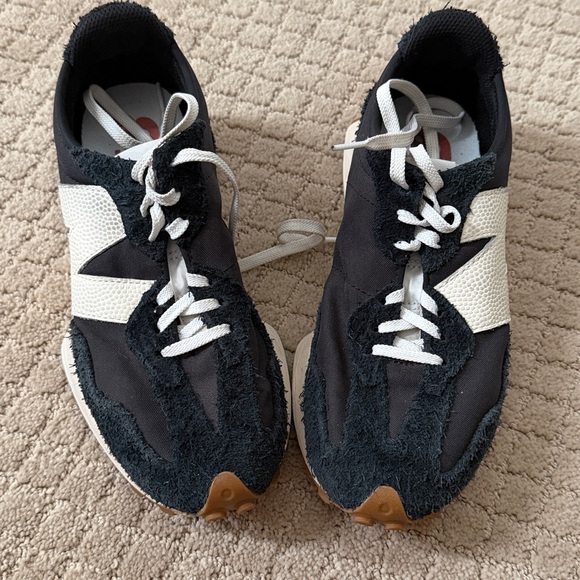 New Balance 327 Navy and Cream Sneakers - Picture 4 of 9